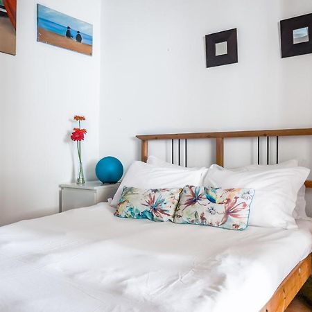 City Center Apt In Lively Bairro Alto! Лиссабон Экстерьер фото