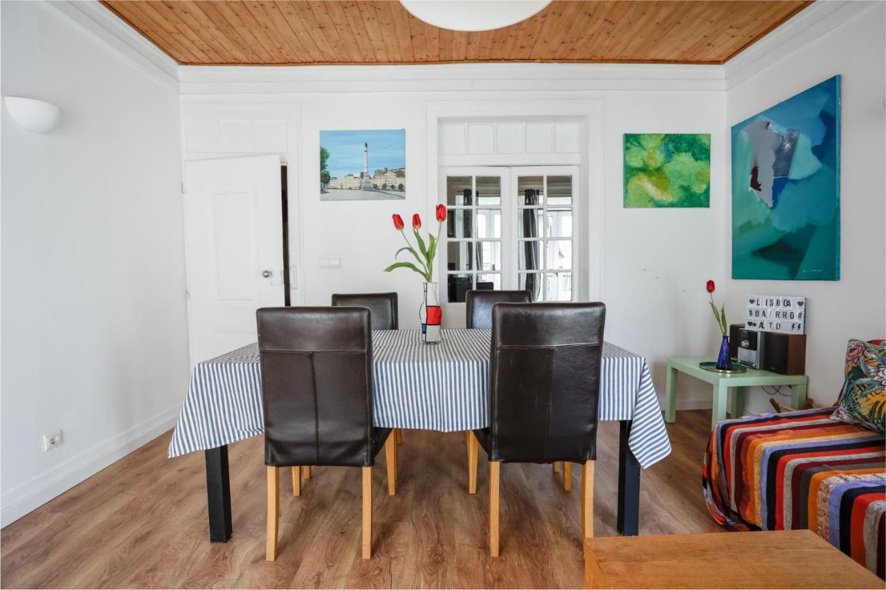 City Center Apt In Lively Bairro Alto! Лиссабон Экстерьер фото