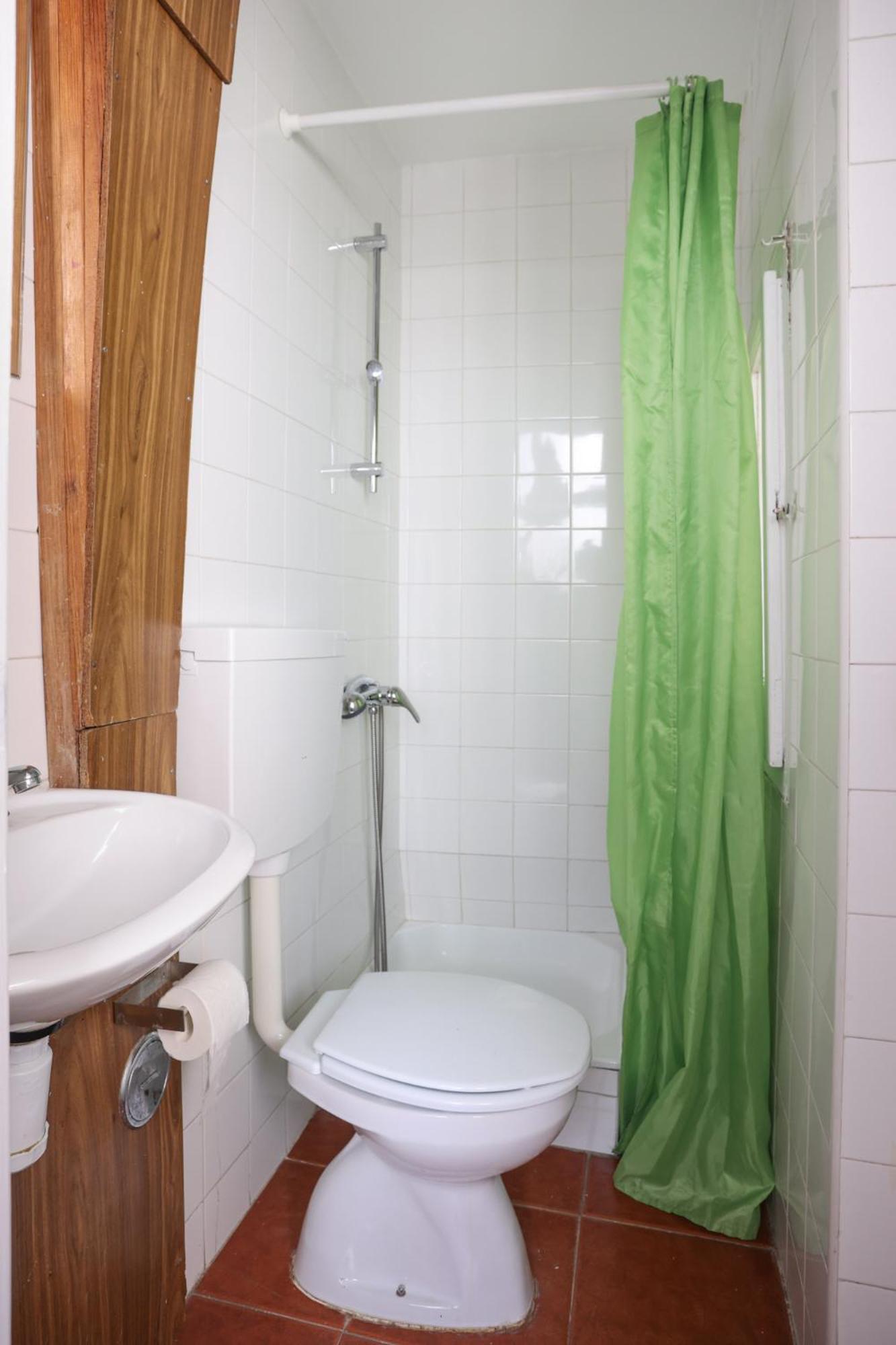 City Center Apt In Lively Bairro Alto! Лиссабон Экстерьер фото