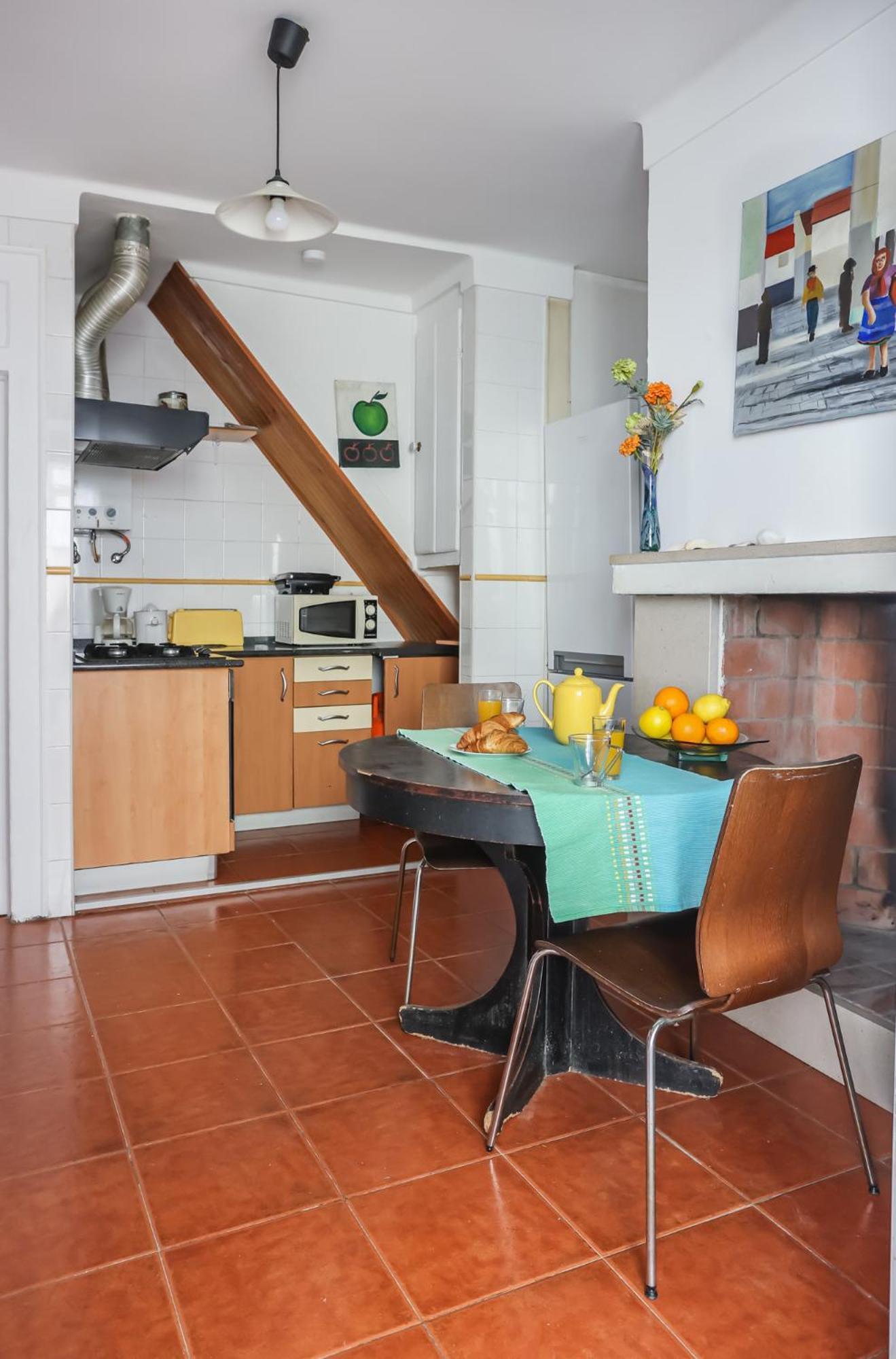 City Center Apt In Lively Bairro Alto! Лиссабон Экстерьер фото